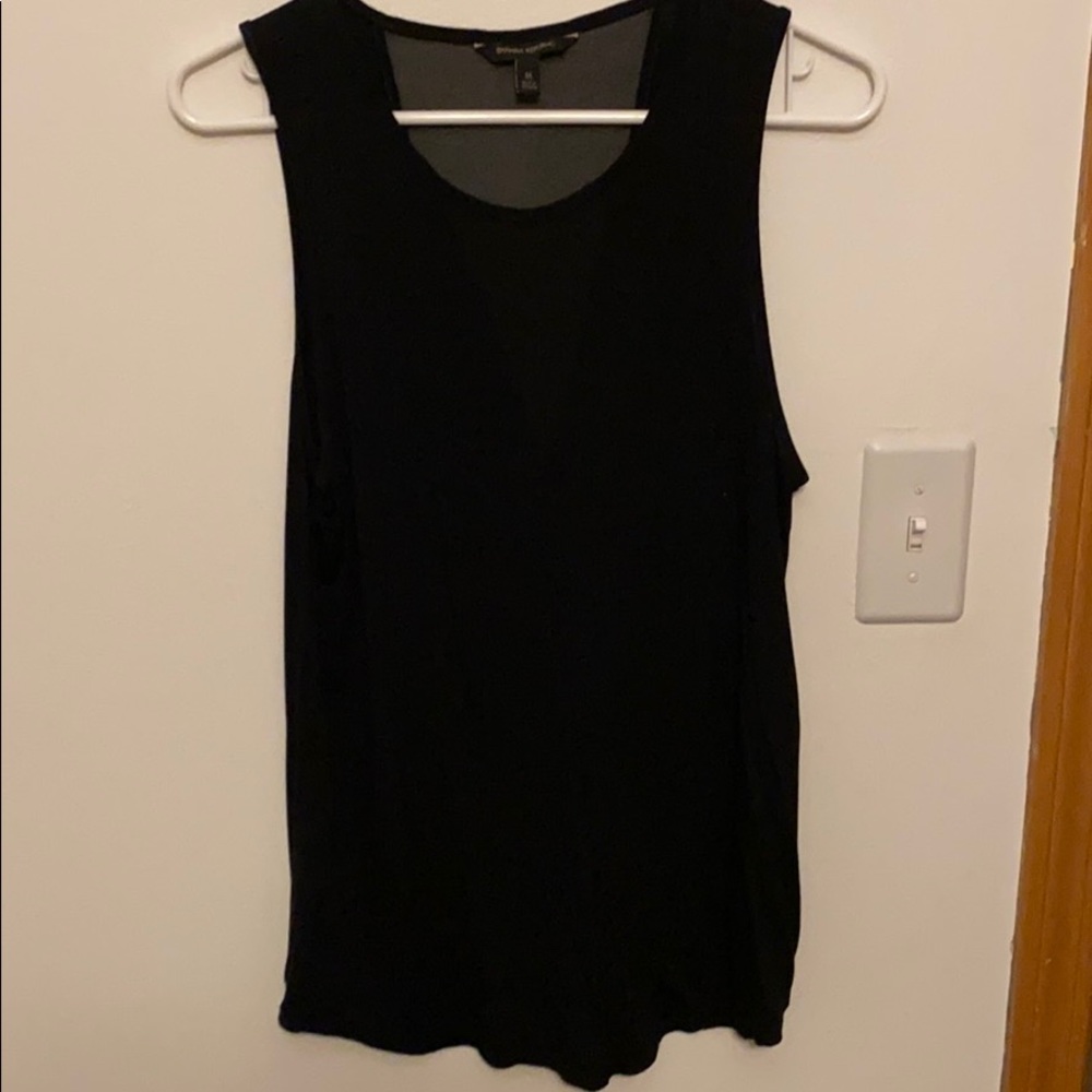 Plunging tank top